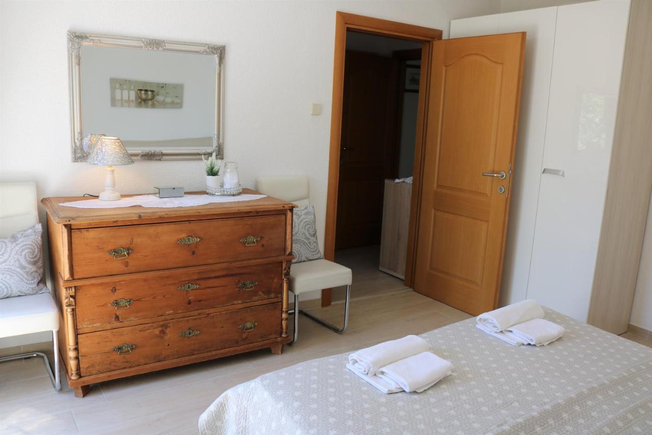 Apartments Irma Baška Voda Extérieur photo