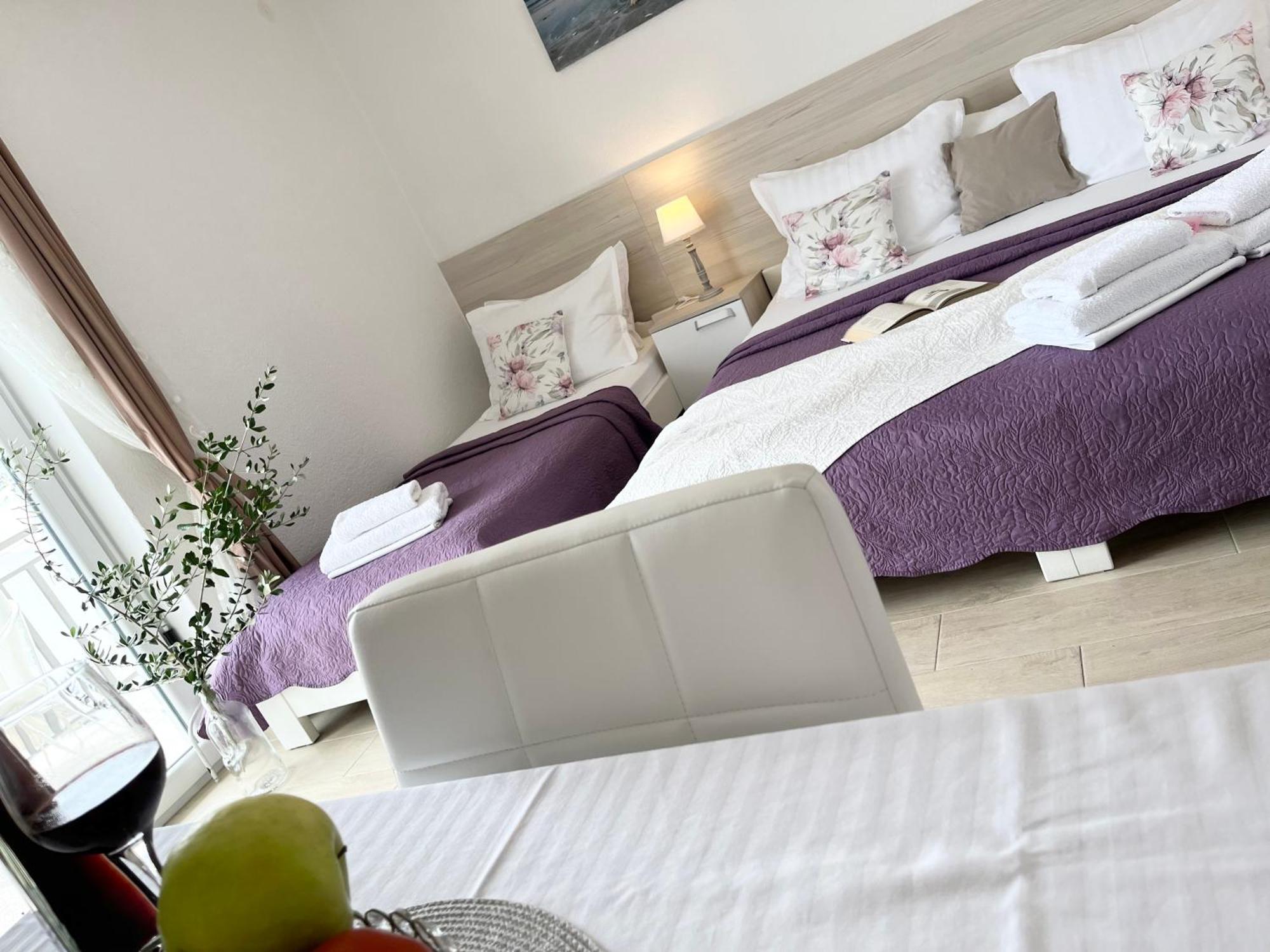 Apartments Irma Baška Voda Extérieur photo