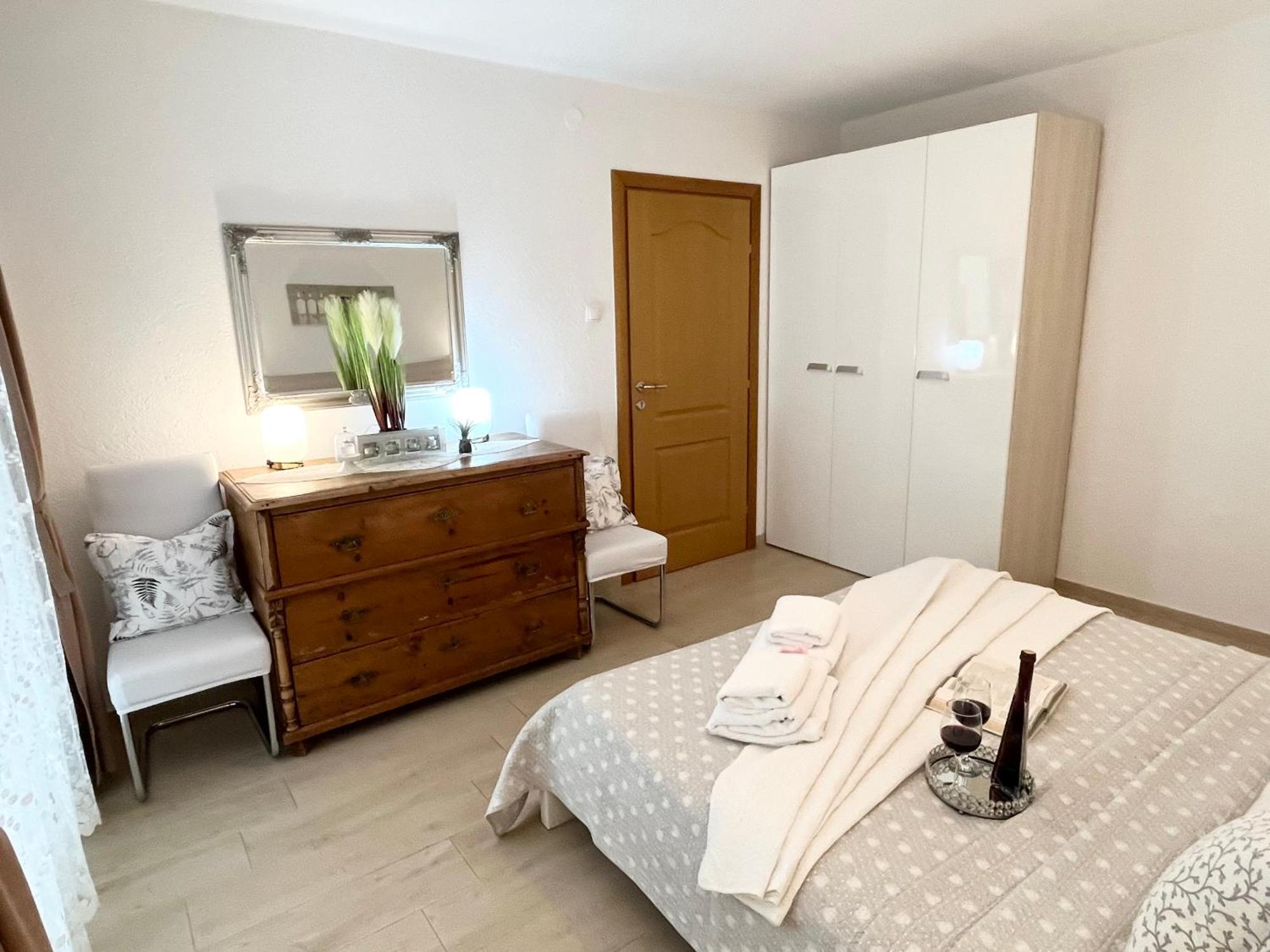 Apartments Irma Baška Voda Extérieur photo