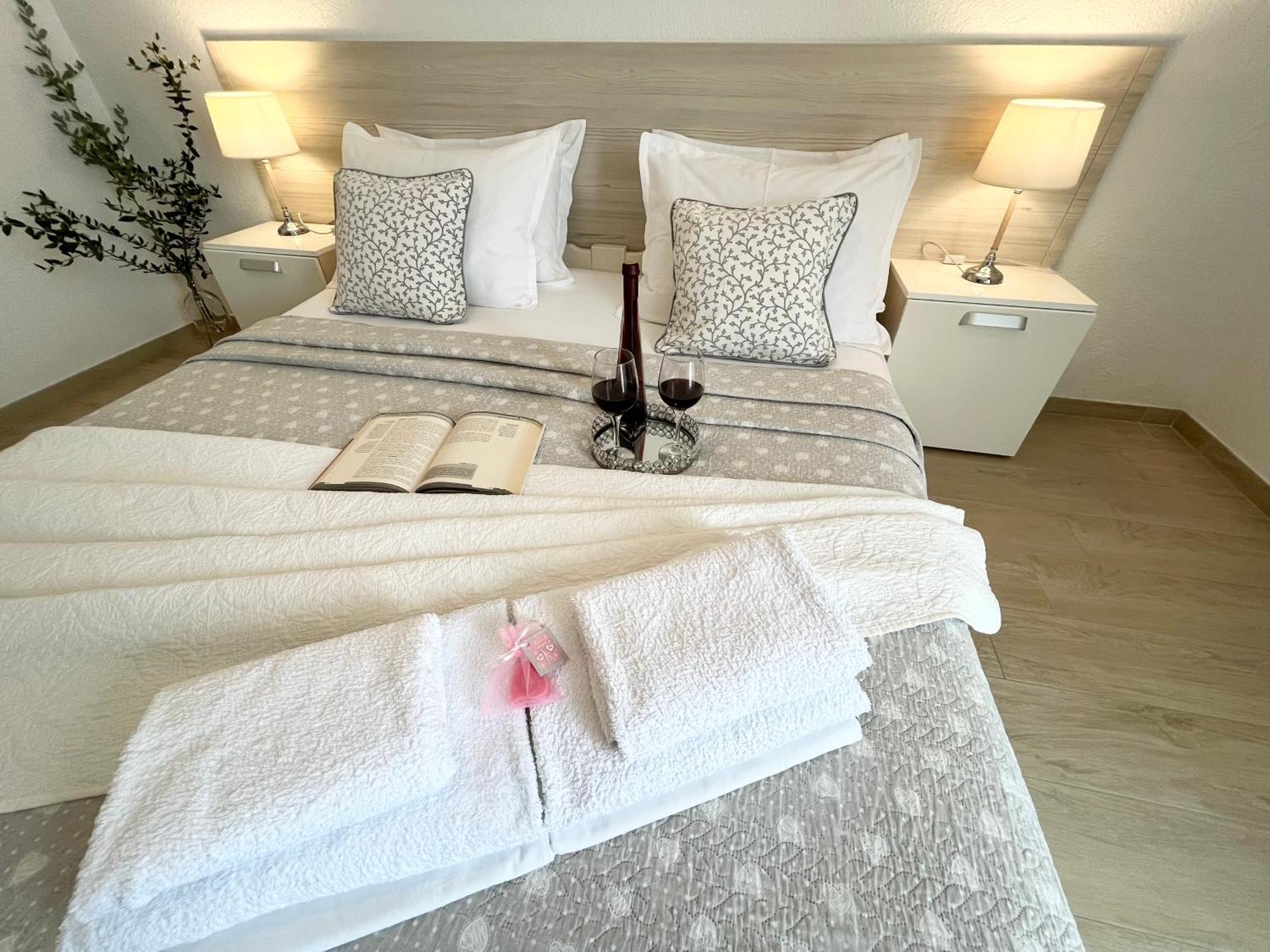 Apartments Irma Baška Voda Extérieur photo