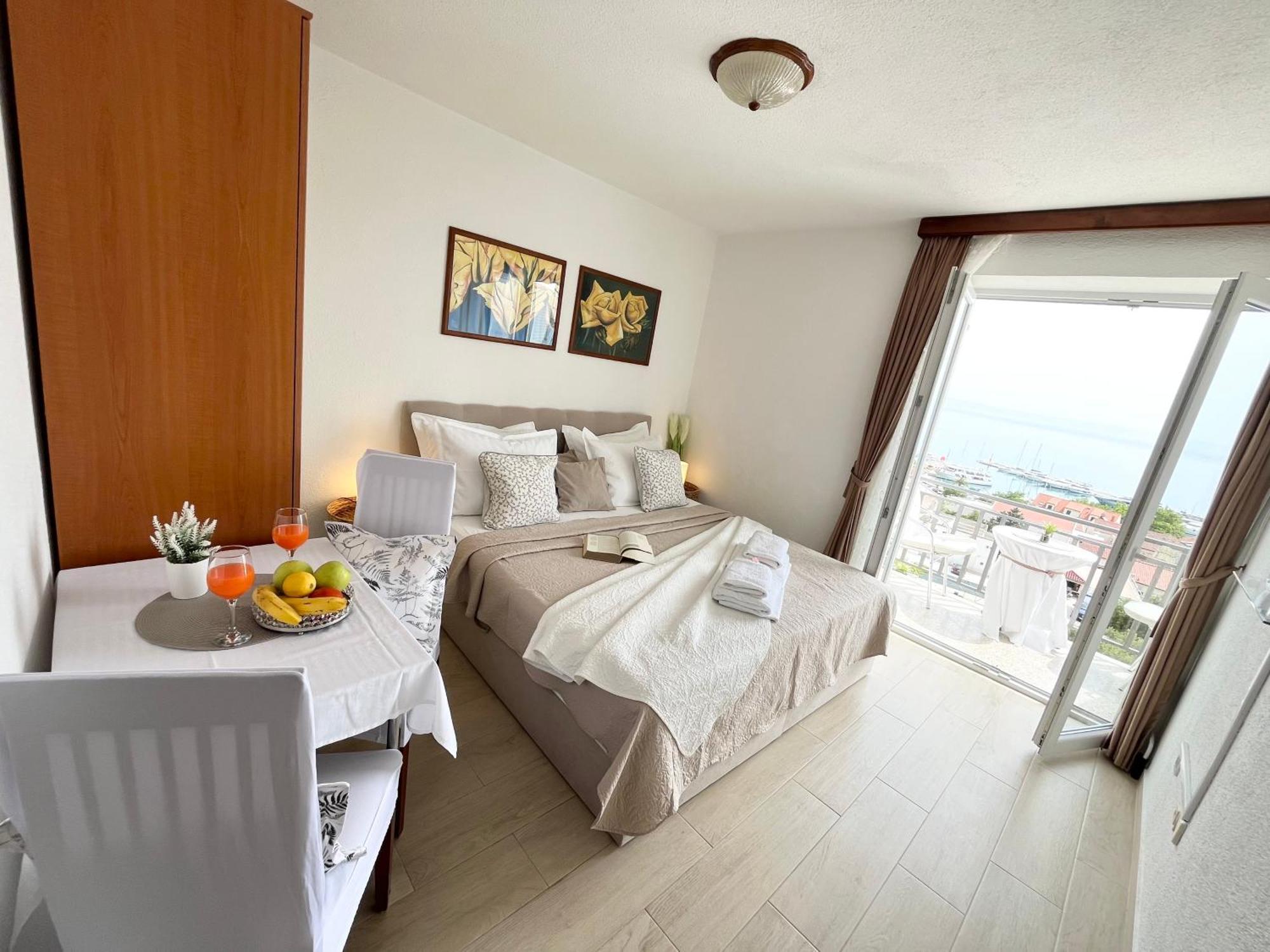 Apartments Irma Baška Voda Extérieur photo