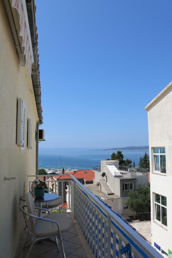 Apartments Irma Baška Voda Extérieur photo